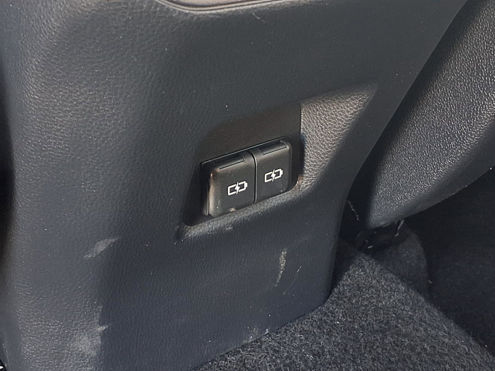Certified 2025 Toyota RAV4 XLE FWD image 23