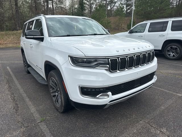 Used 2024 Jeep Wagoneer Series II w/ Flexible Seating Group image 2