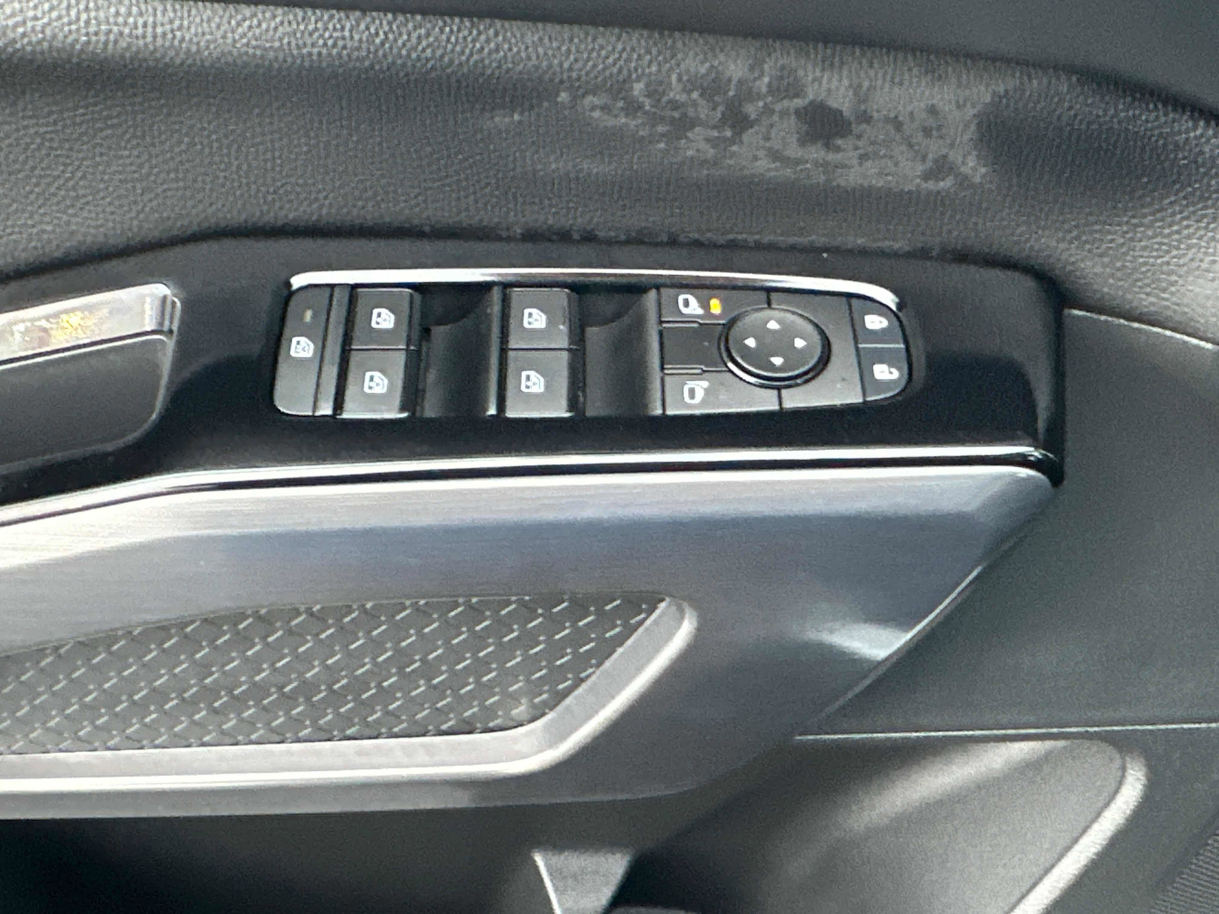 New 2026 Nissan Pathfinder SL w/ SL Premium Package image 22