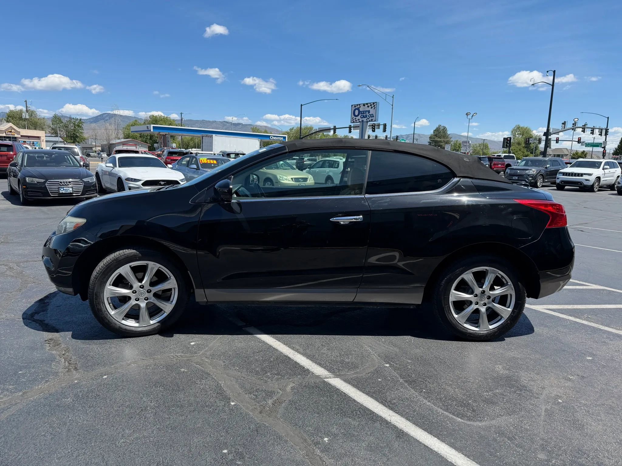 Used 2014 Nissan Murano CrossCabriolet w/ Navigation Package AWD/4WD image 4