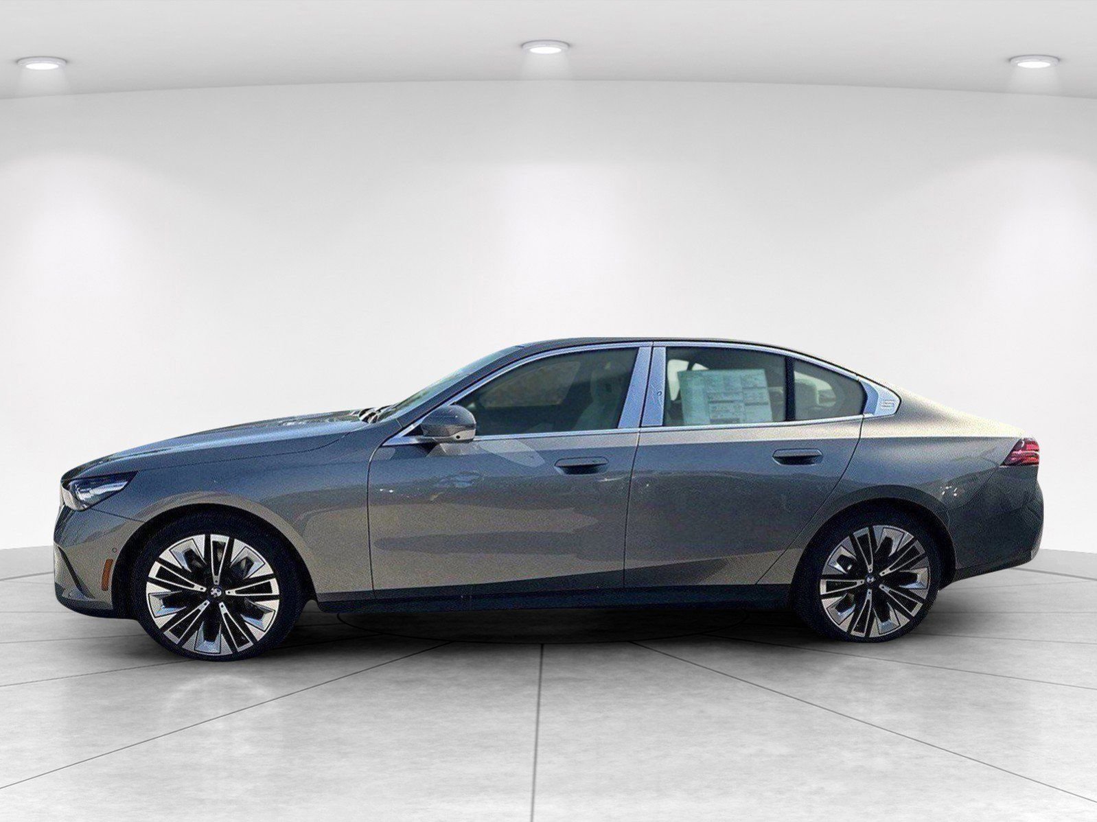 New 2026 BMW i5 eDrive40 RWD image 8
