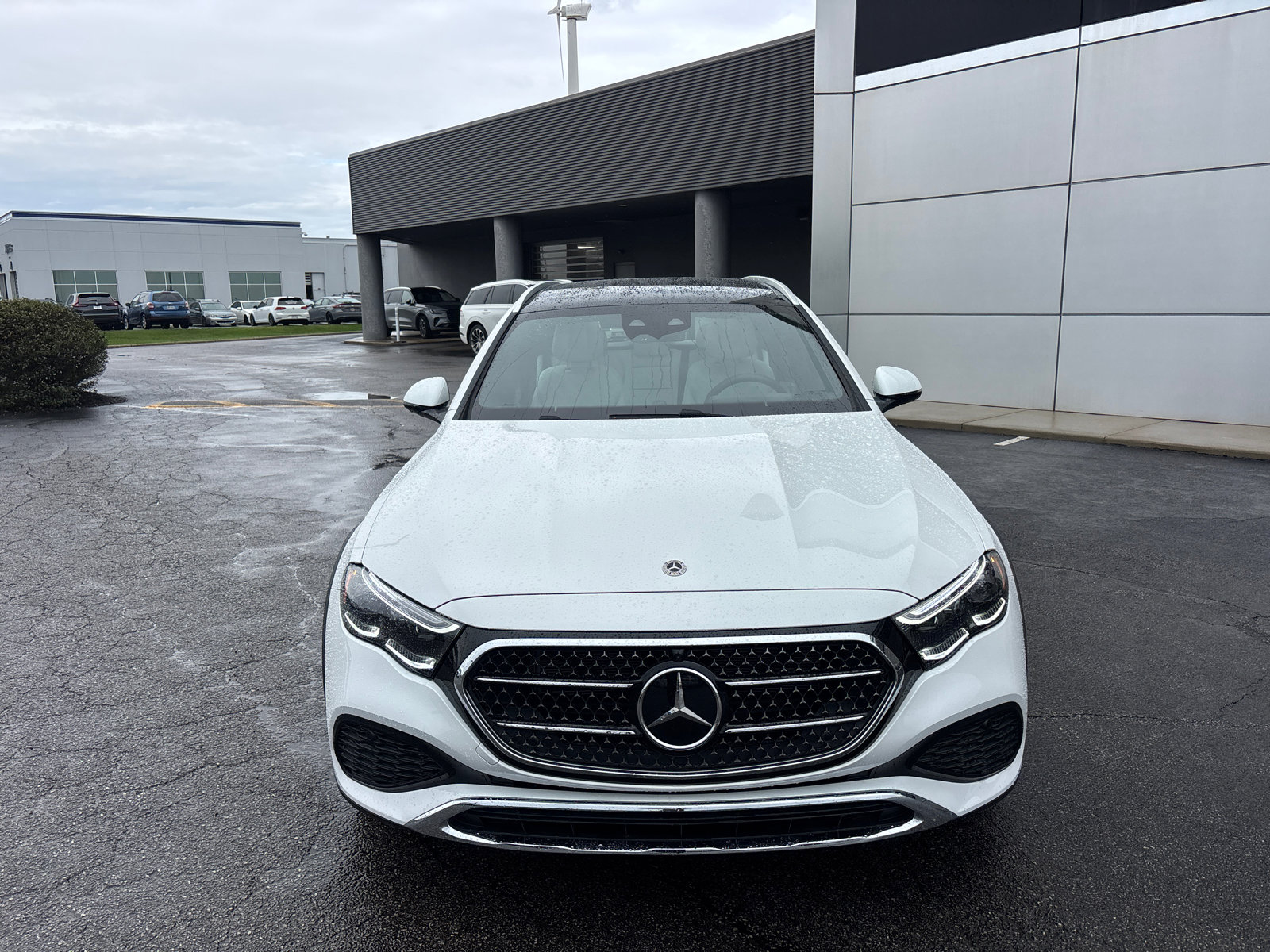 Used 2026 Mercedes-Benz E 450 4MATIC All-Terrain Wagon image 2