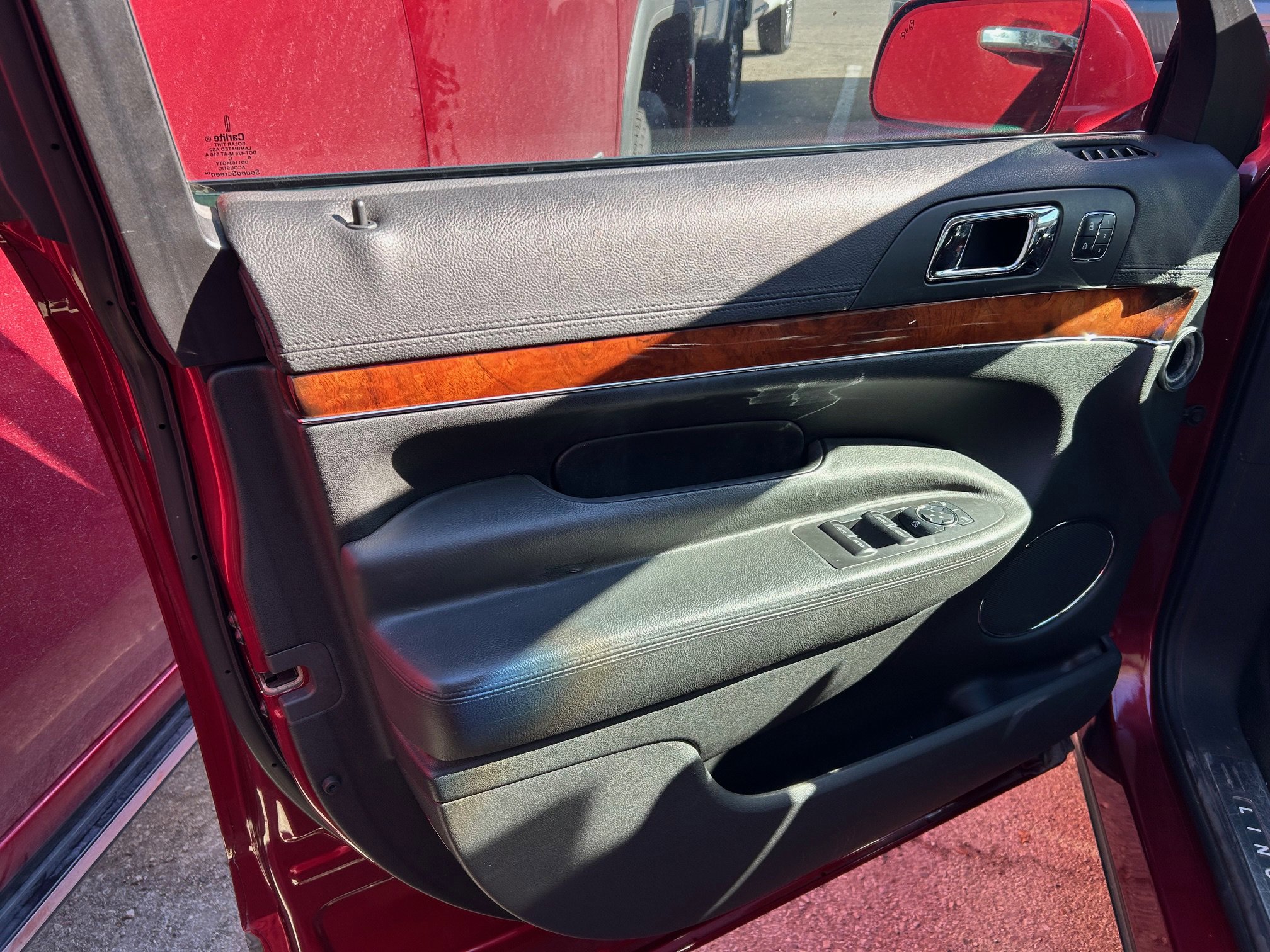 Used 2016 Lincoln MKT AWD w/ Equipment Group 201A image 24