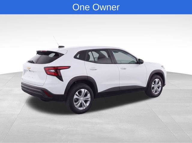 Used 2024 Chevrolet Trax LS FWD image 4