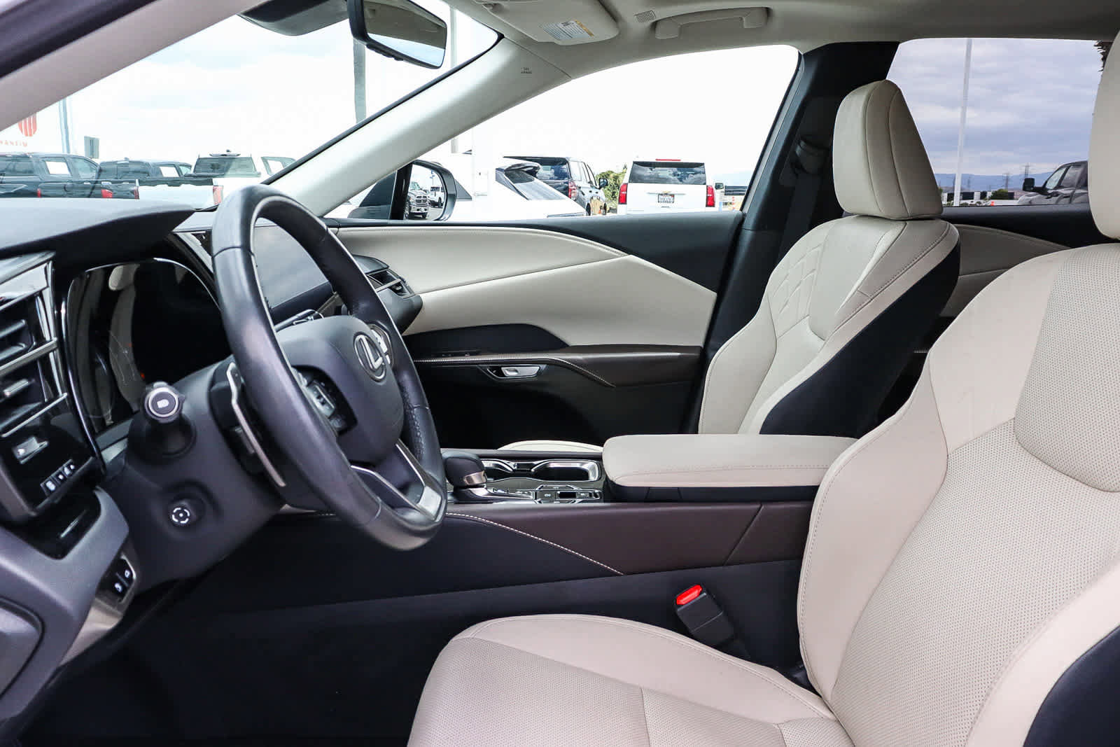 Used 2023 Lexus RX 350 FWD w/ Cold Area Package image 24