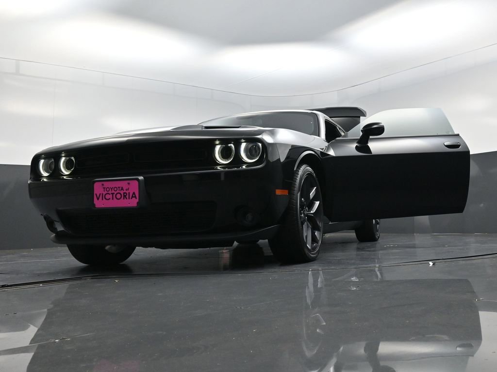 Used 2021 Dodge Challenger SXT w/ Blacktop Package image 27