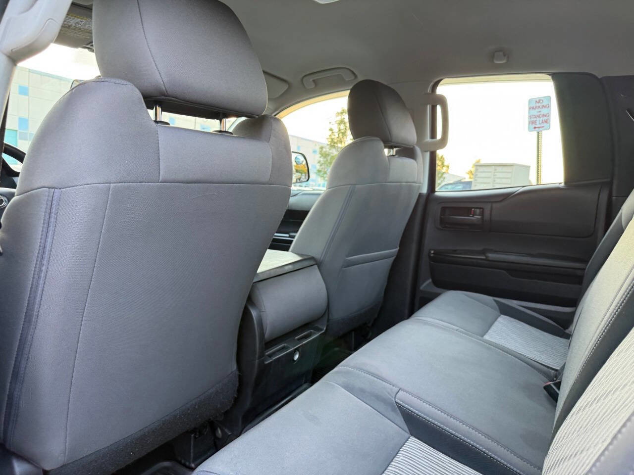 Used 2015 Toyota Tundra SR image 23