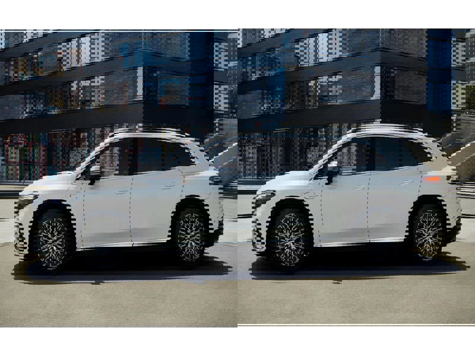 New 2026 Mercedes-Benz EQS 550 4MATIC SUV image 34