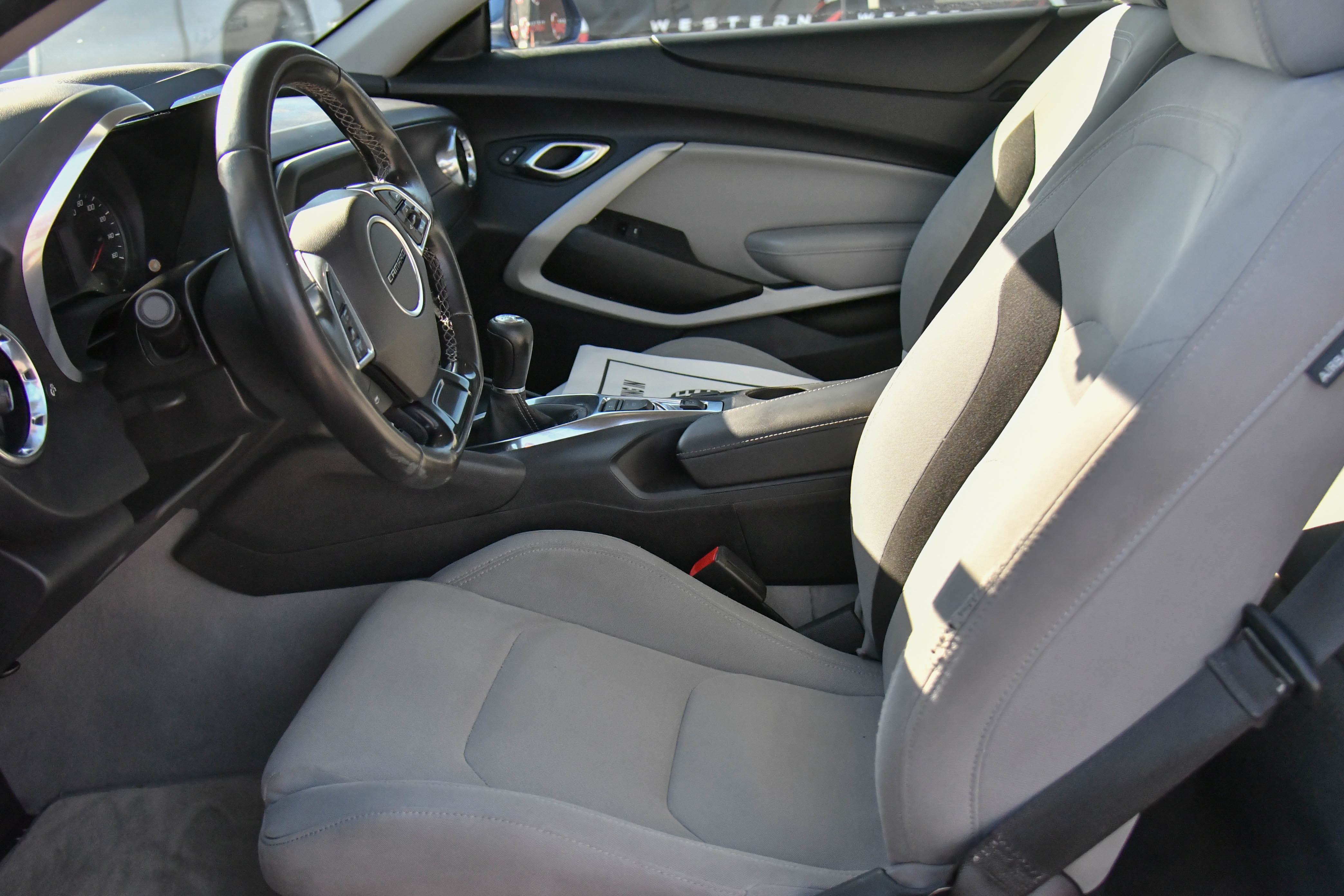 Used 2023 Chevrolet Camaro LT w/ RS Package image 17