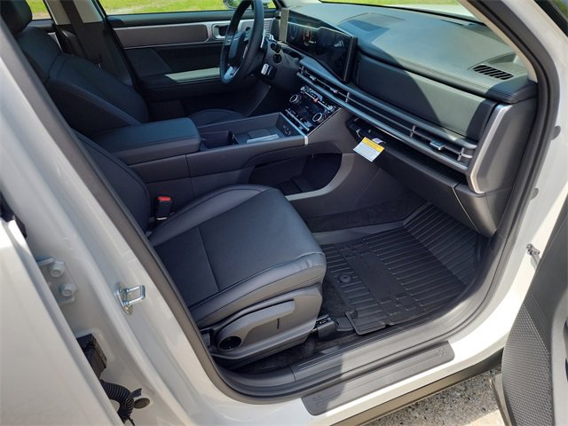 New 2025 Hyundai Santa Fe SEL image 10