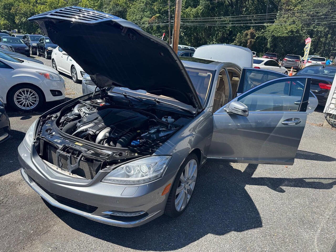 Used 2012 Mercedes-Benz S 550 4MATIC image 9