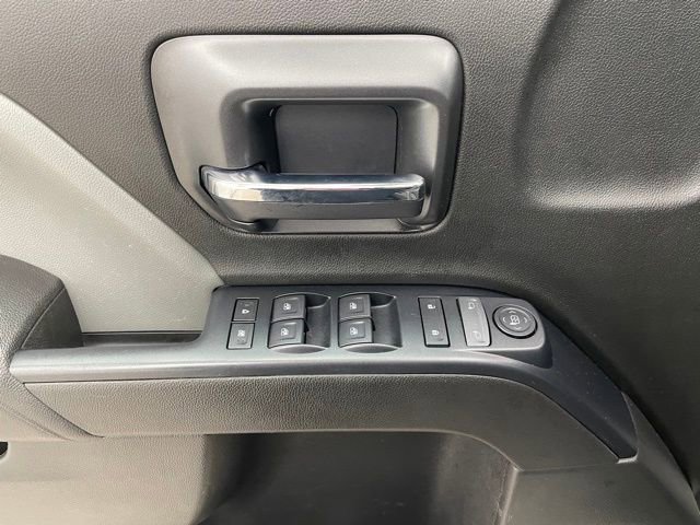 Used 2019 Chevrolet Silverado 1500 Custom w/ Custom Convenience Package image 8