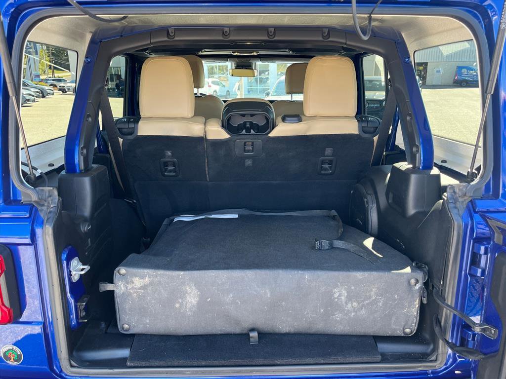 Used 2019 Jeep Wrangler Unlimited Sahara image 22