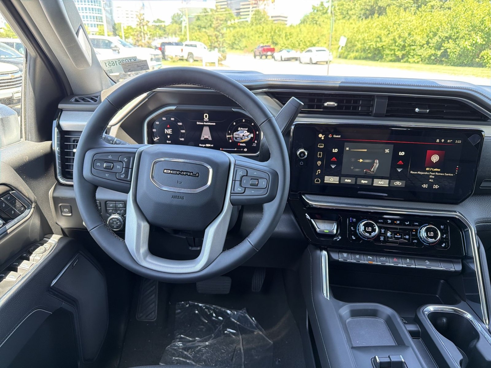 New 2026 GMC Sierra 2500 Denali w/ Denali Reserve Package AWD/4WD image 16