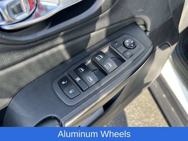 Used 2022 Jeep Cherokee Trailhawk w/ Comfort/Convenience Group image 19