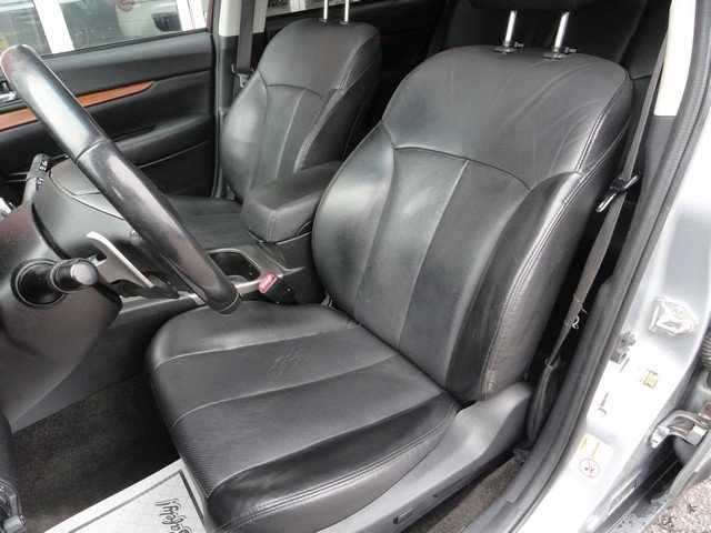 Used 2013 Subaru Outback 2.5i Limited AWD/4WD image 10