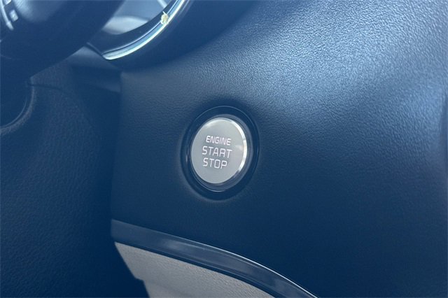 Used 2022 Kia Stinger GT2 image 26