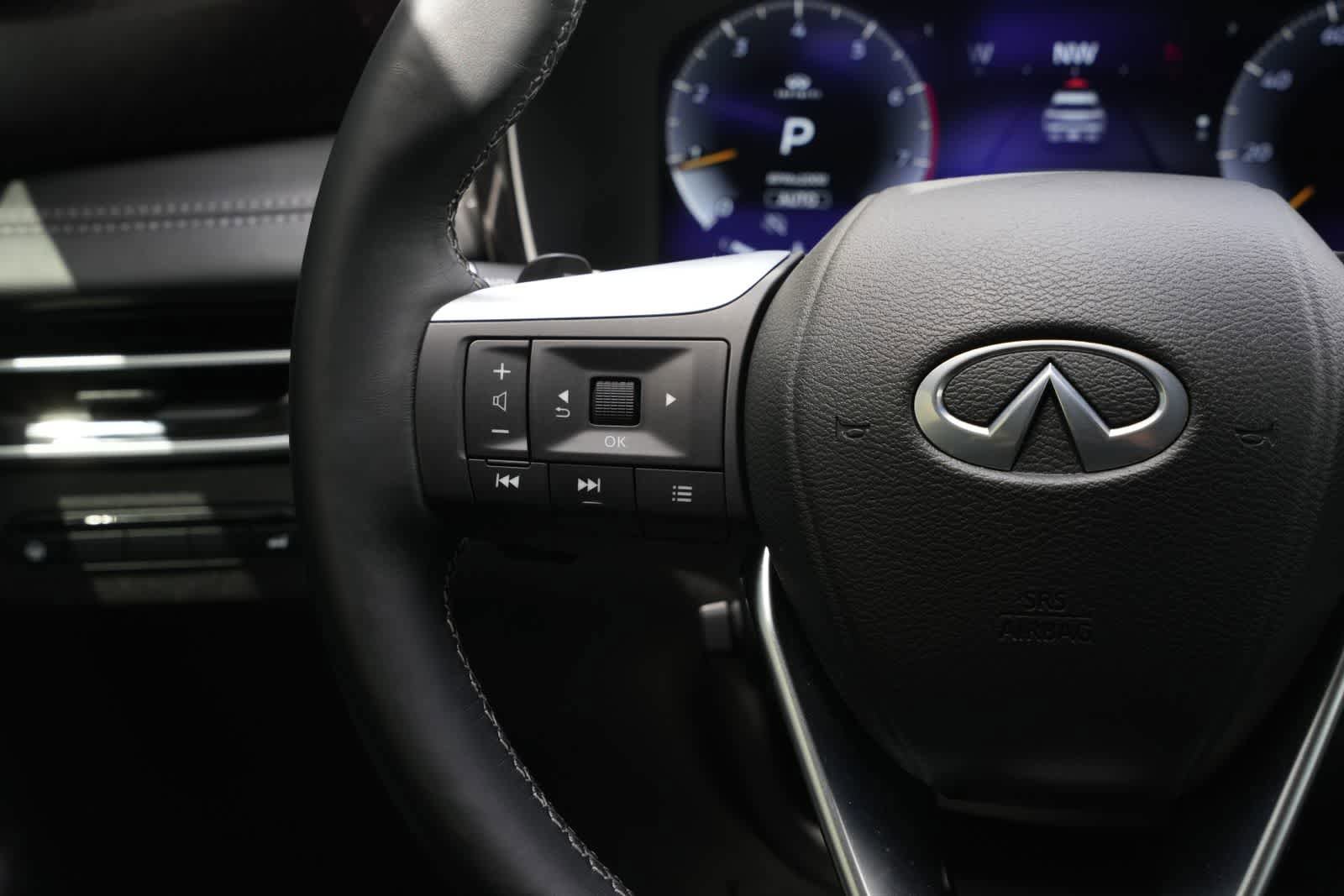 Certified 2025 INFINITI QX60 Sensory image 10
