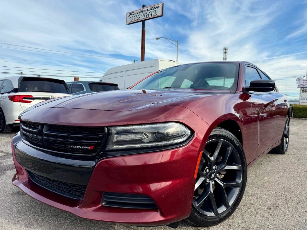 Used 2019 Dodge Charger SXT w/ Plus Group image 4