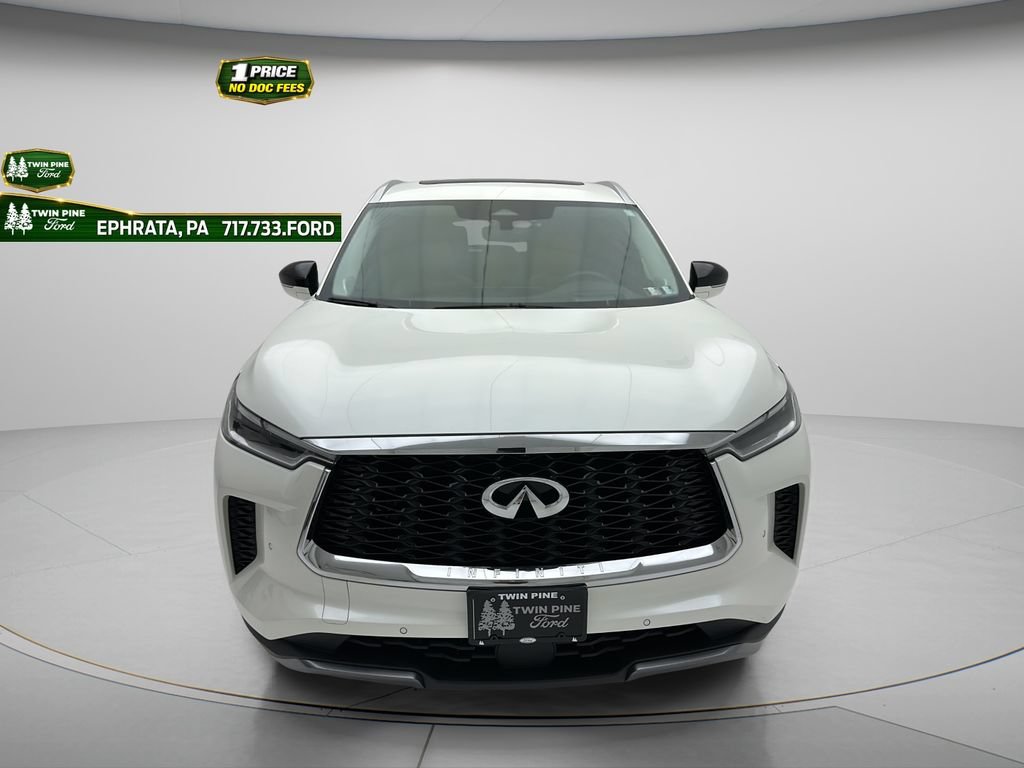 Used 2024 INFINITI QX60 Sensory AWD/4WD image 2