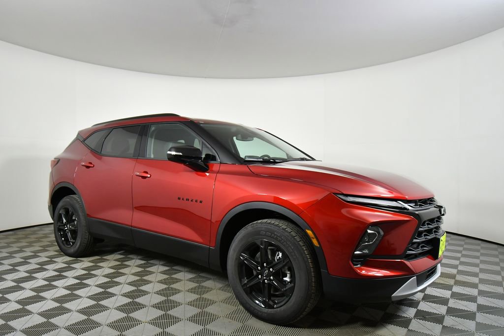New 2026 Chevrolet Blazer LT w/ Midnight/Sport Edition AWD/4WD image 9