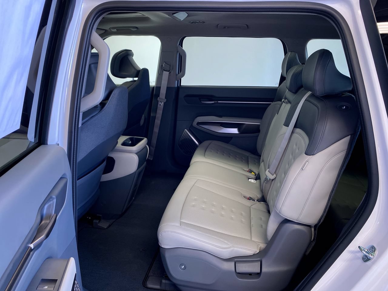 New 2026 Kia EV9 Wind AWD/4WD image 34