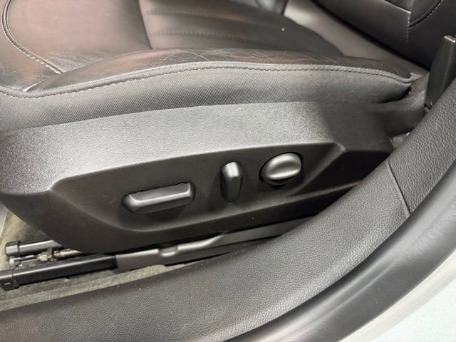 Used 2017 Buick Regal Sport Touring FWD image 20