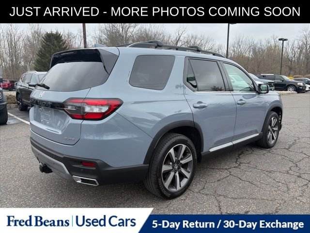 Used 2025 Honda Pilot Elite image 8