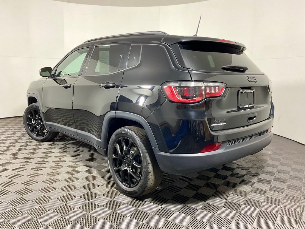 Used 2022 Jeep Compass Altitude w/ Sun and Sound Group image 12