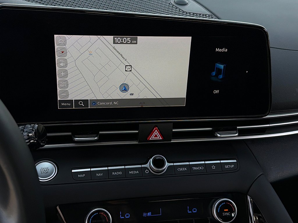 Certified 2023 Hyundai Elantra SEL w/ Convenience Package image 13