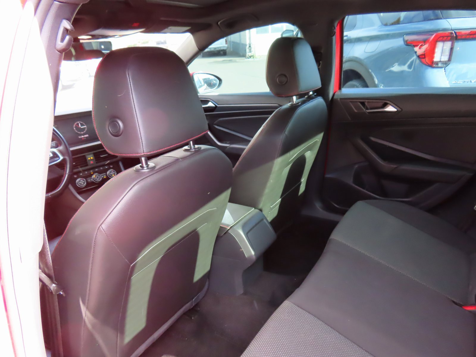 Used 2019 Volkswagen Jetta GLI Autobahn image 28