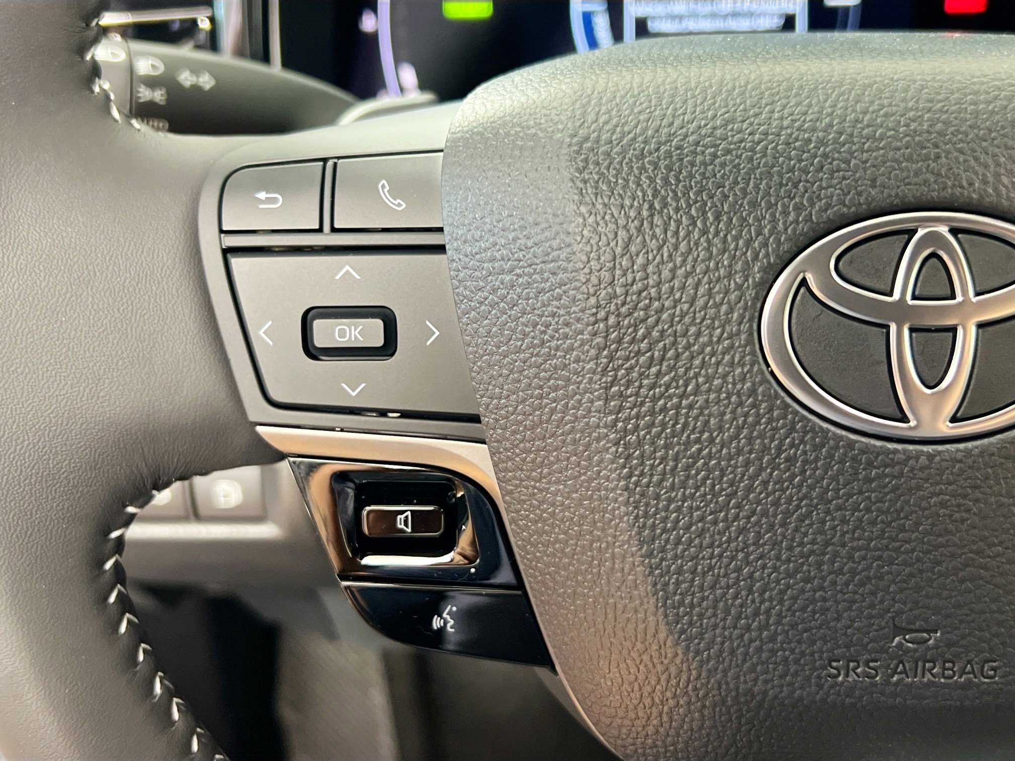 New 2026 Toyota Camry SE image 18