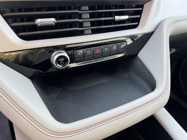 New 2026 Ford Explorer Active w/ Active Comfort Package AWD/4WD image 20