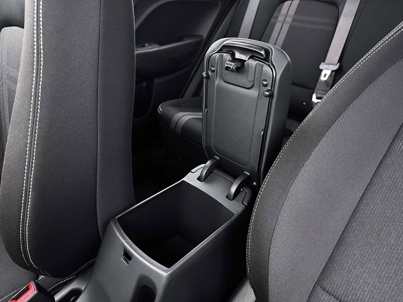New 2026 Hyundai Venue SEL FWD image 18