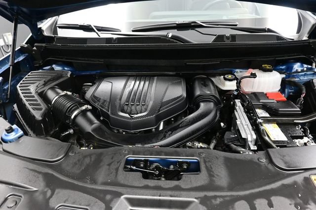 Used 2025 Chevrolet Traverse High Country w/ LPO, Floor Liner Package FWD image 33