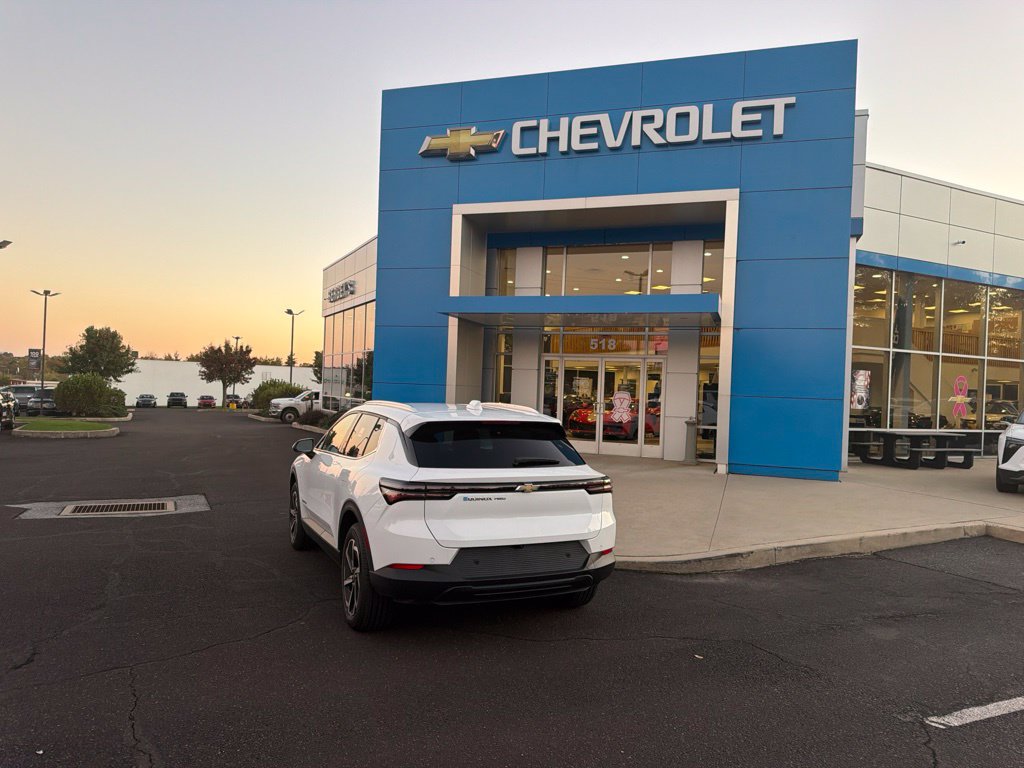 Certified 2026 Chevrolet Equinox EV LT w/ LPO, All-Weather Mat Package AWD/4WD image 5