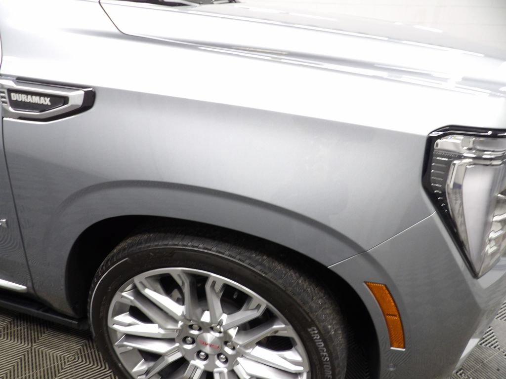 Used 2026 GMC Yukon Denali w/ Denali Reserve Package AWD/4WD image 41