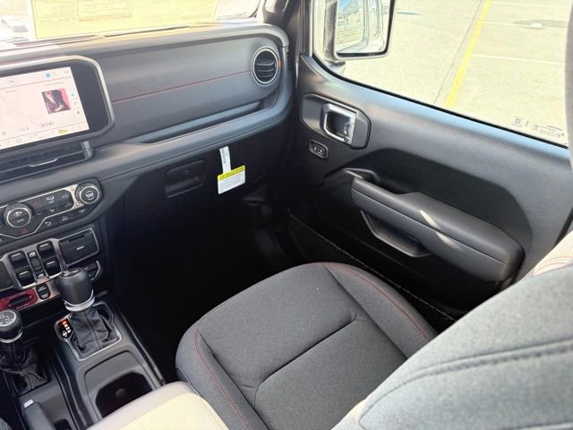 New 2026 Jeep Wrangler Unlimited Rubicon image 34