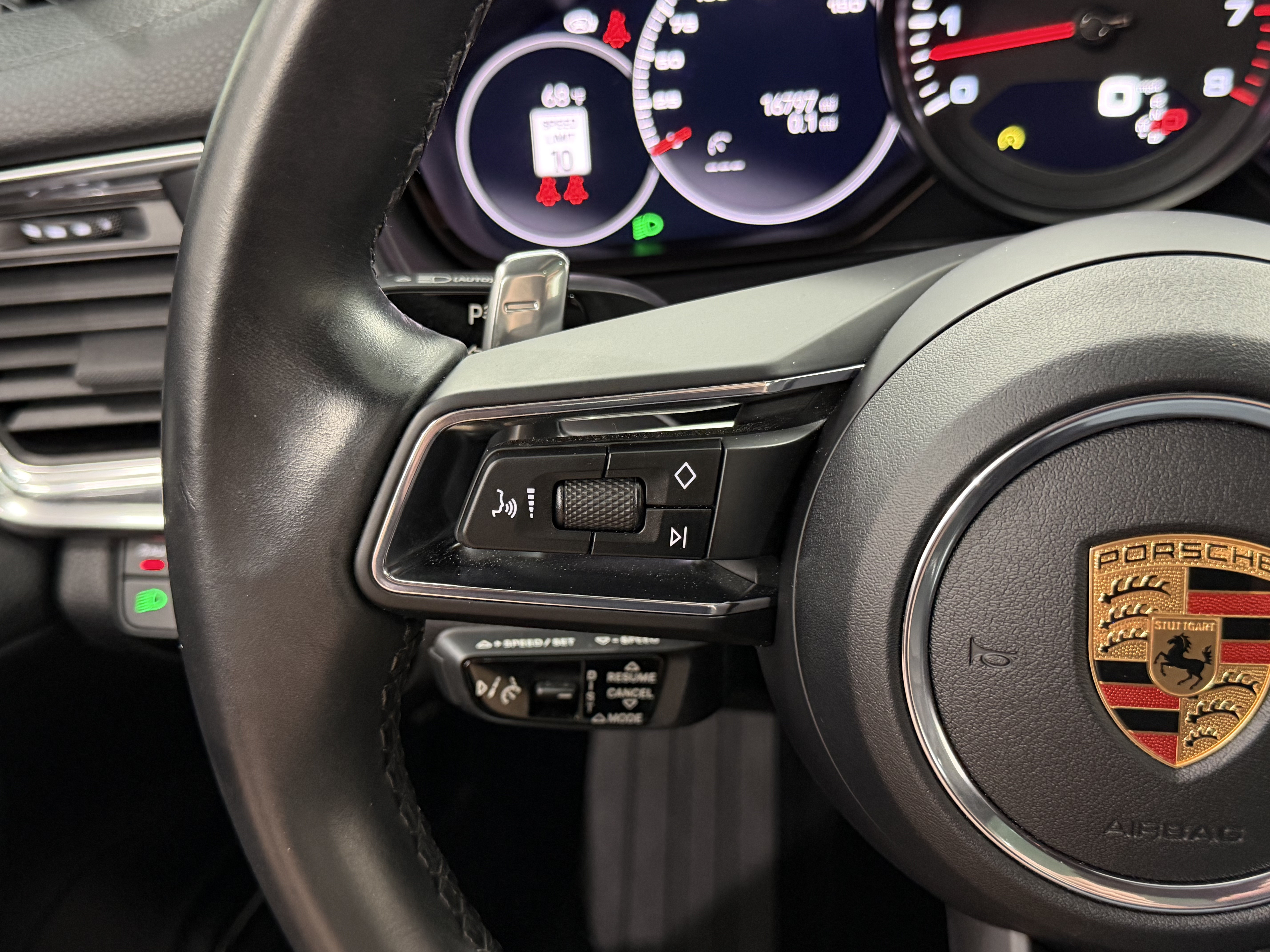Certified 2023 Porsche Panamera 4 Platinum Edition AWD/4WD image 48