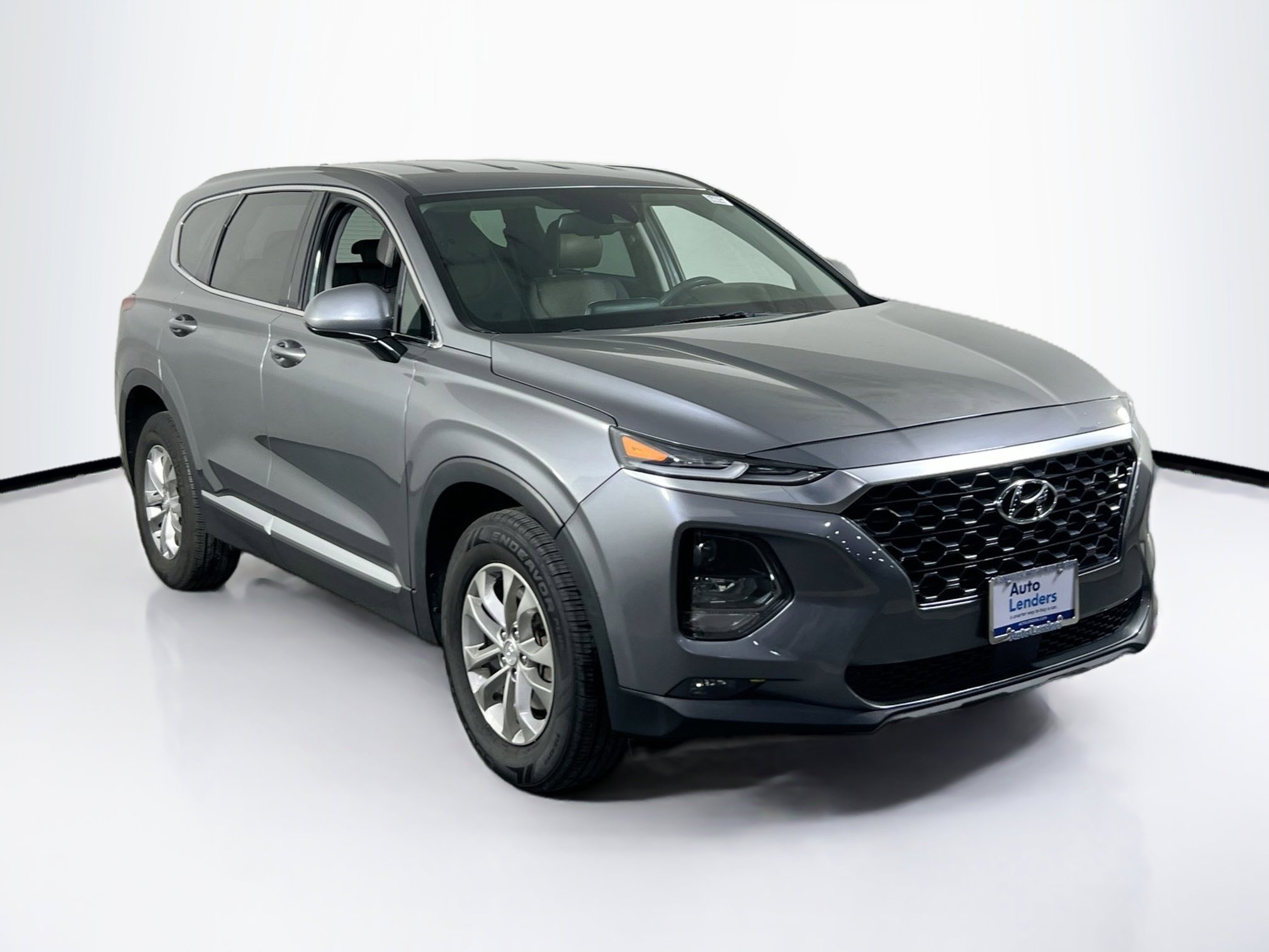 Used 2019 Hyundai Santa Fe SEL image 3