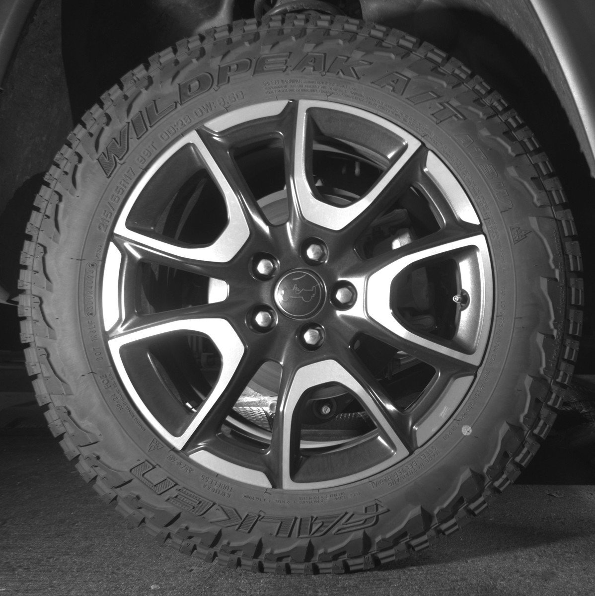 Used 2025 Jeep Compass Trailhawk image 15