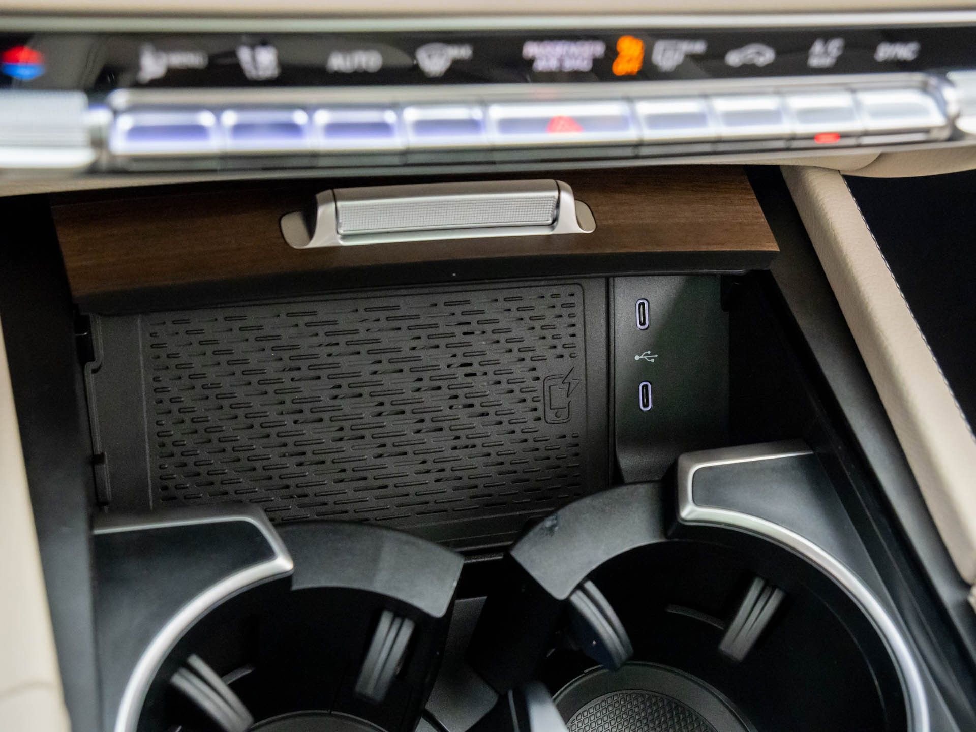 New 2026 Mercedes-Benz GLS 450 4MATIC image 28