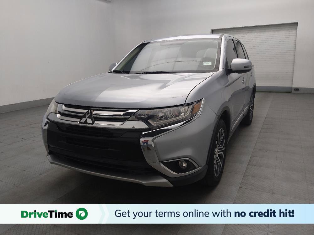 Used 2017 Mitsubishi Outlander SE