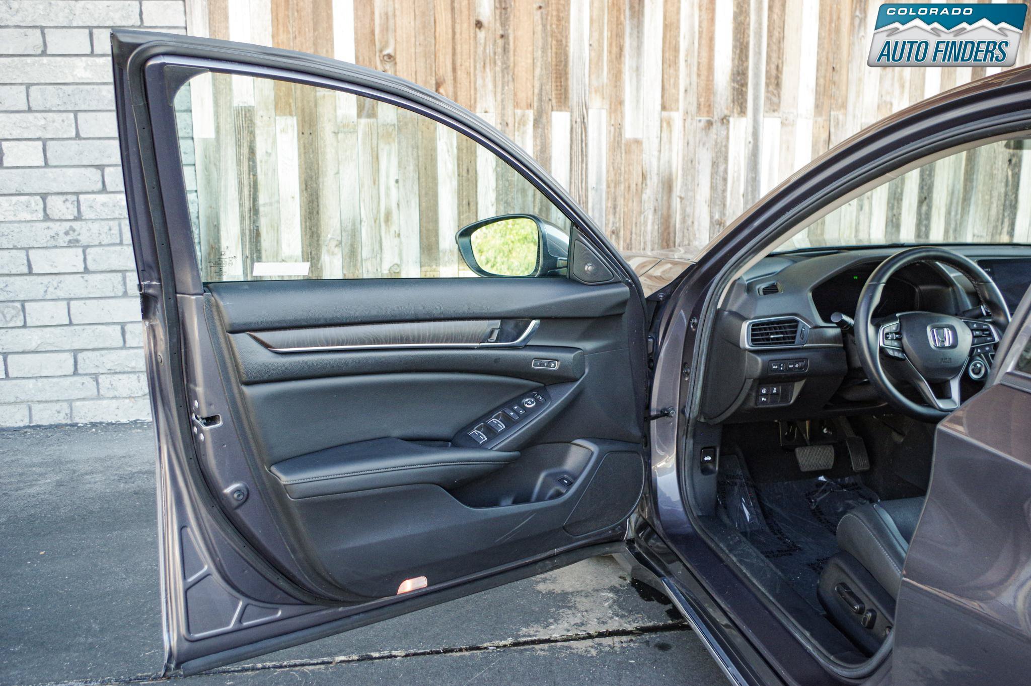 Used 2021 Honda Accord Touring image 10
