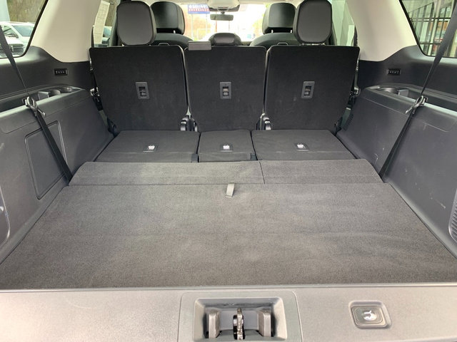 Certified 2025 Lincoln Navigator L Reserve AWD/4WD image 5