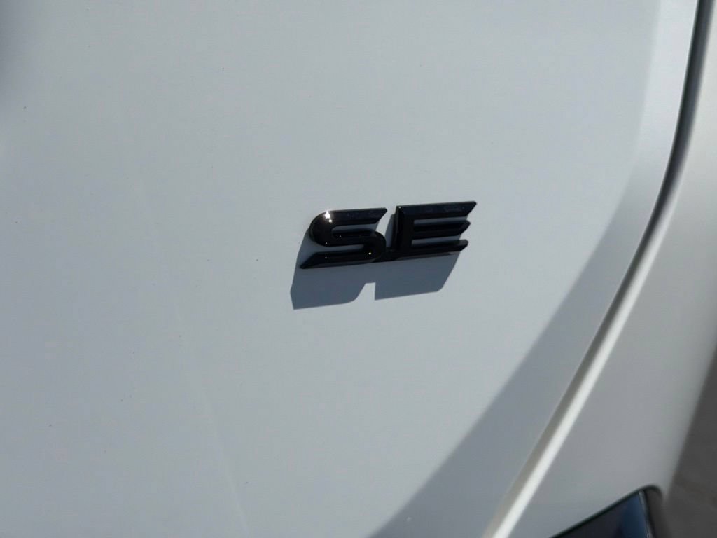 New 2026 Toyota RAV4 SE AWD/4WD image 15