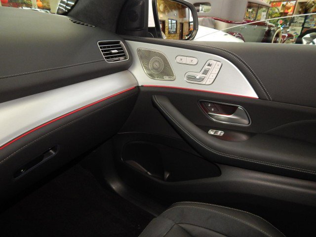 Used 2024 Mercedes-Benz GLE 63 AMG S image 27