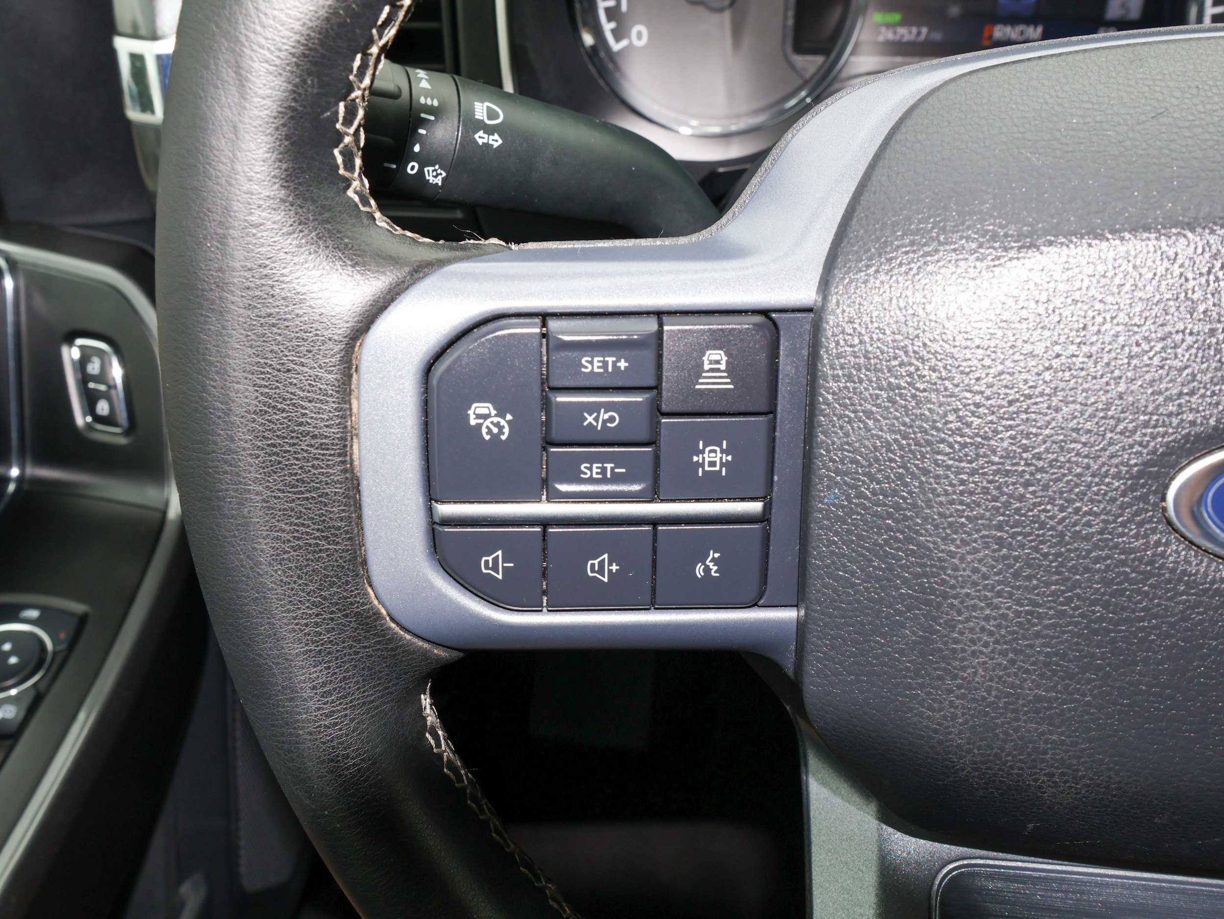 Used 2023 Ford F150 XLT w/ Equipment Group 302A High AWD/4WD image 28