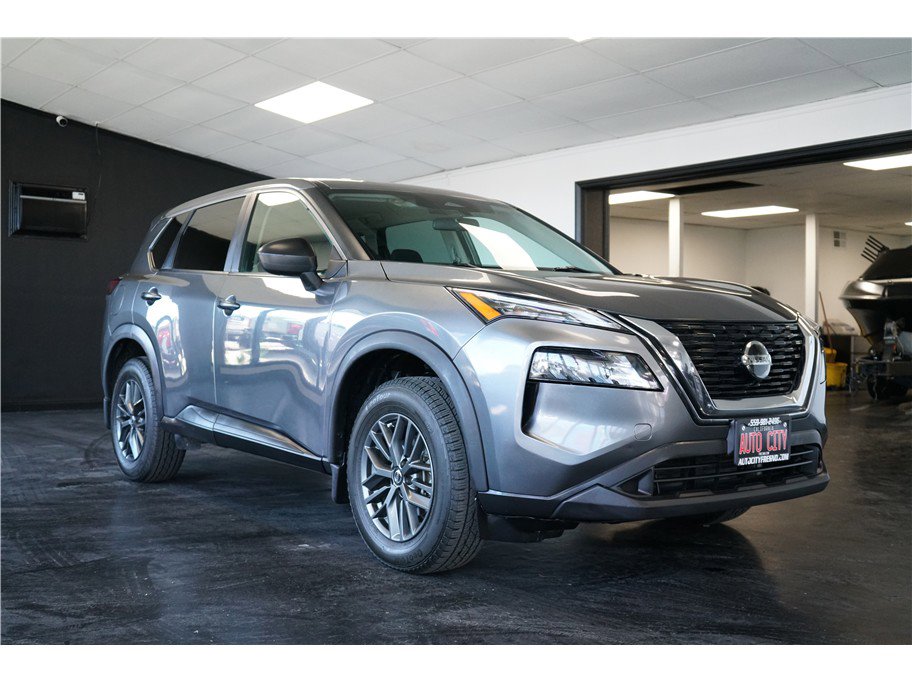 Used 2021 Nissan Rogue S FWD image 1