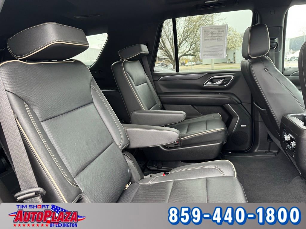 Used 2021 GMC Yukon SLT w/ SLT Luxury Plus Package image 44